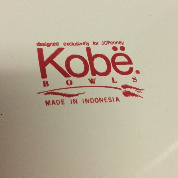 Set of 2 vintage looking strawberry bowls - Picture 4 of 7